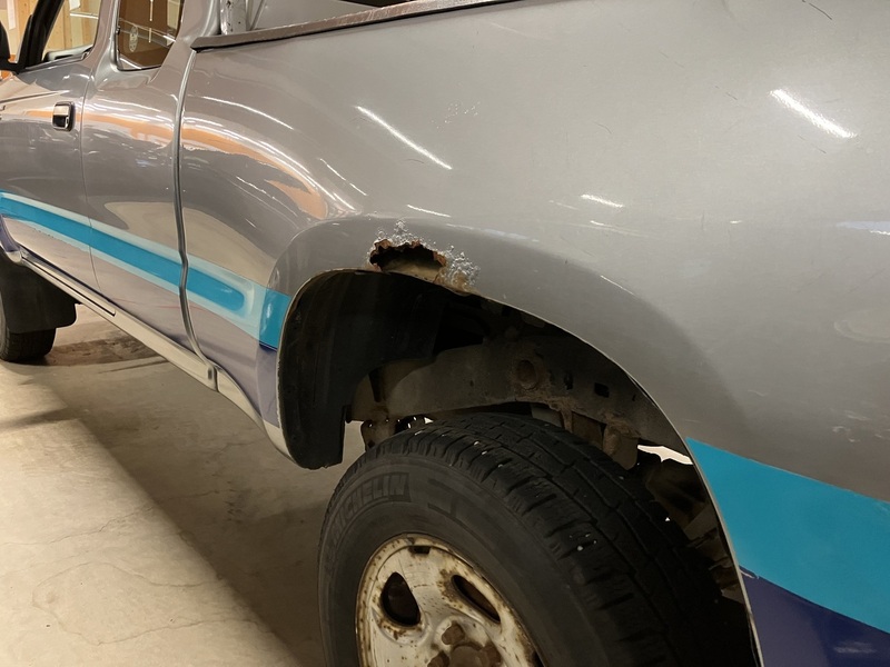 Toyota Hilux vaihtoauto