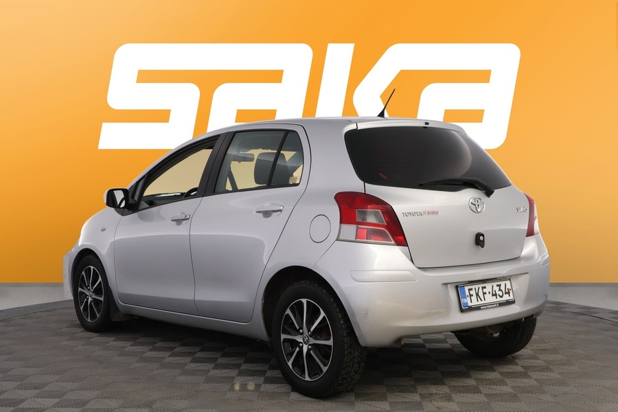 Toyota Yaris vaihtoauto