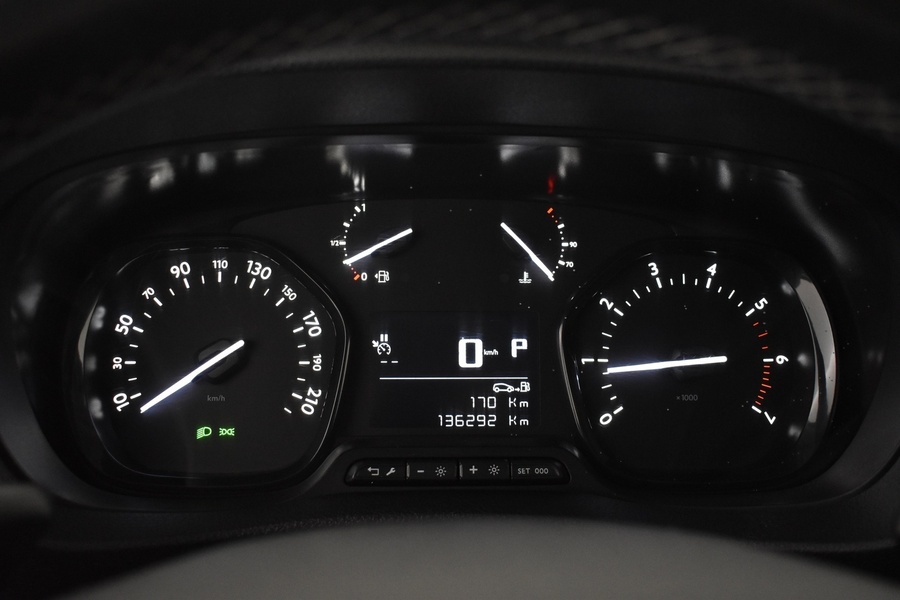 Toyota Proace Verso vaihtoauto