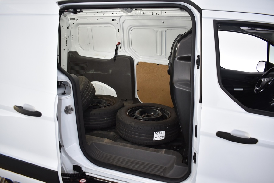 Ford Transit Connect vaihtoauto