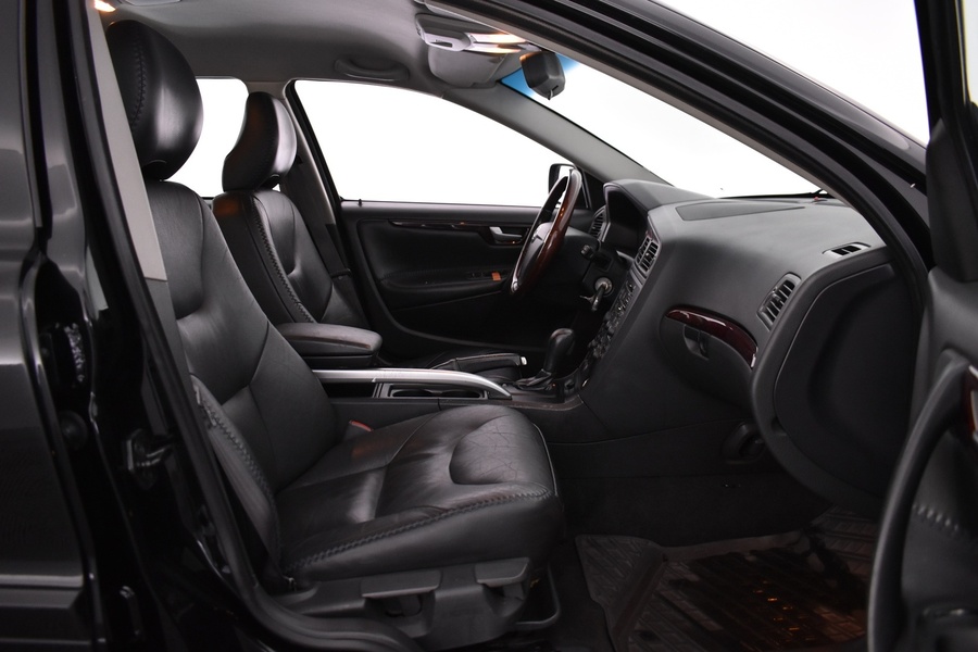 Volvo XC70 vaihtoauto