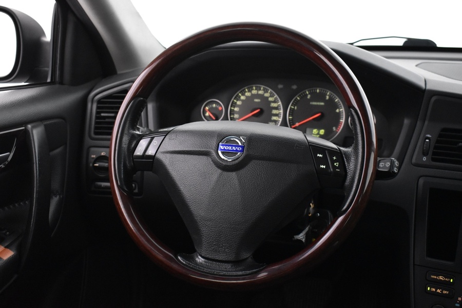Volvo XC70 vaihtoauto