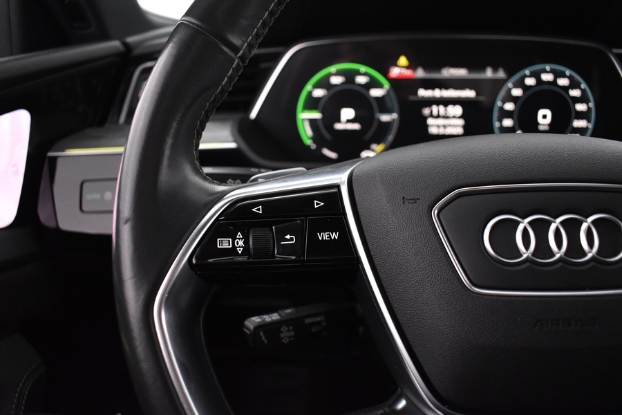 Audi e-tron vaihtoauto