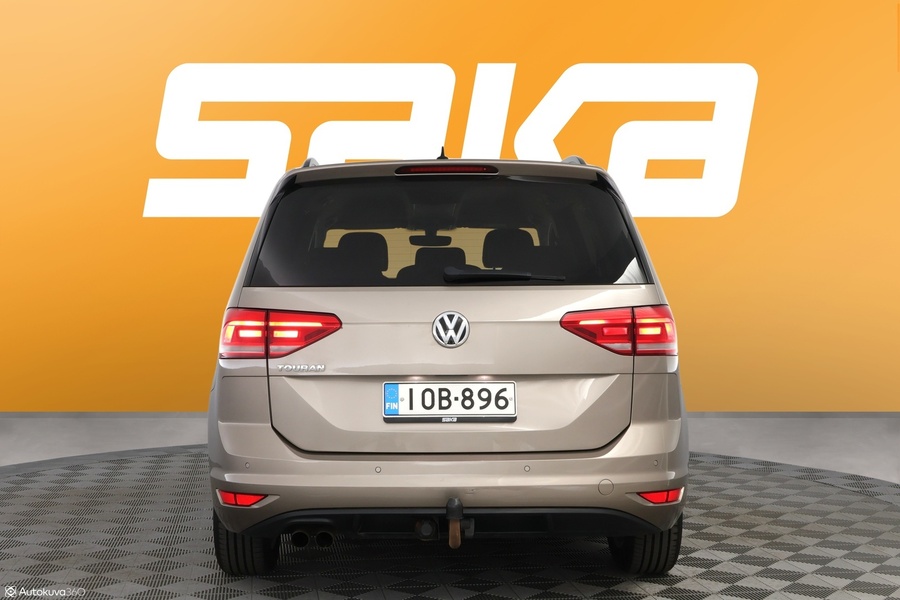 Volkswagen Touran vaihtoauto