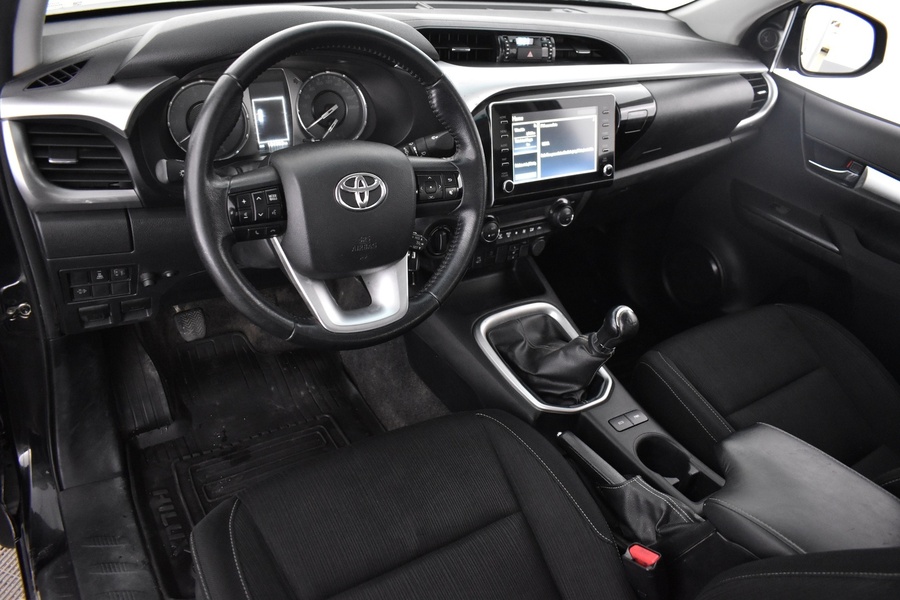 Toyota Hilux vaihtoauto