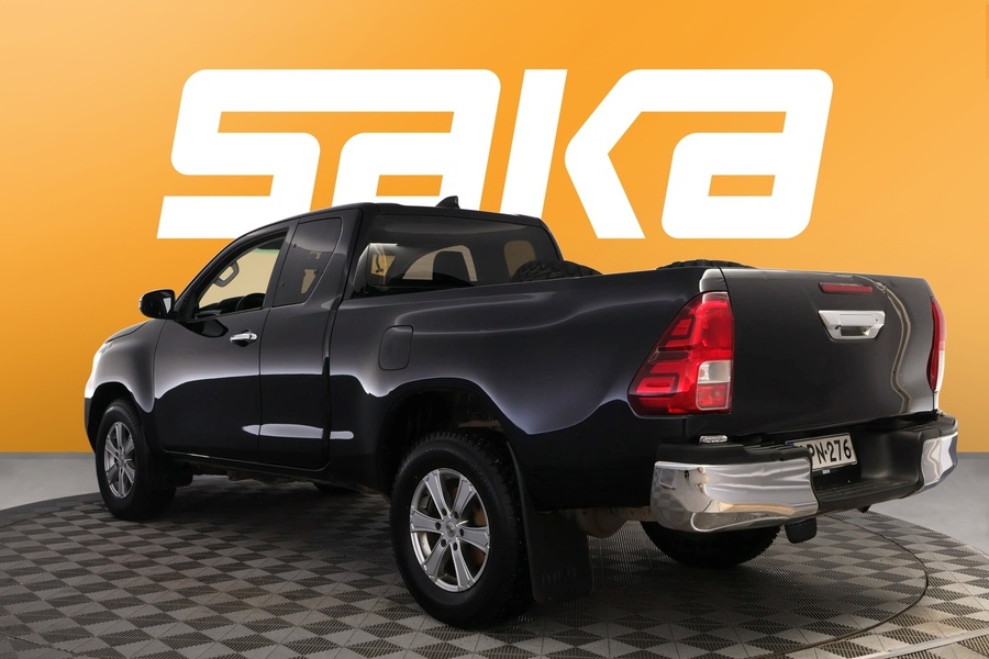 Toyota Hilux vaihtoauto