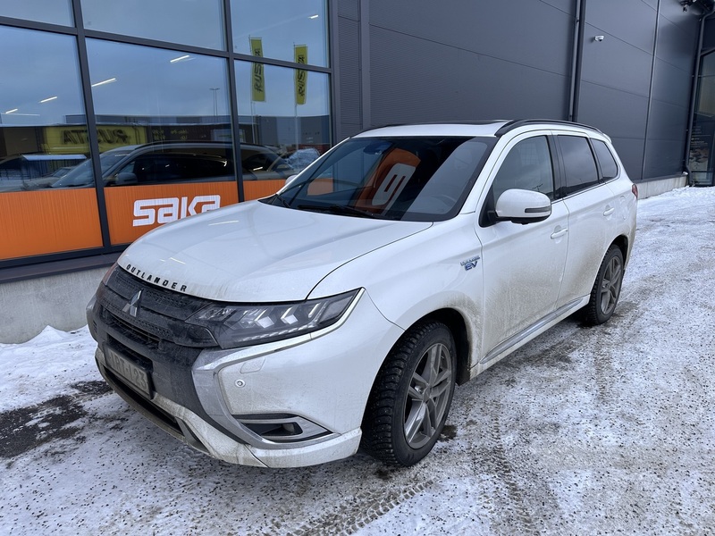 Mitsubishi Outlander PHEV vaihtoauto