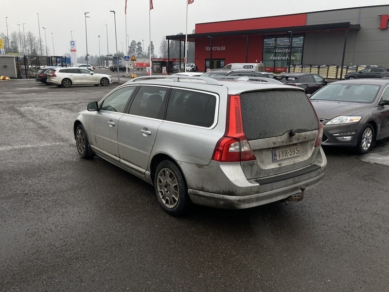 Volvo V70 vaihtoauto