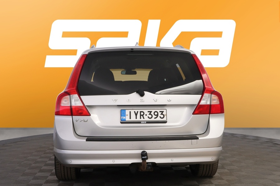 Volvo V70 vaihtoauto