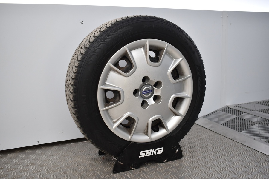 Volvo V70 vaihtoauto