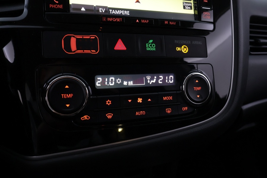 Mitsubishi Outlander PHEV vaihtoauto