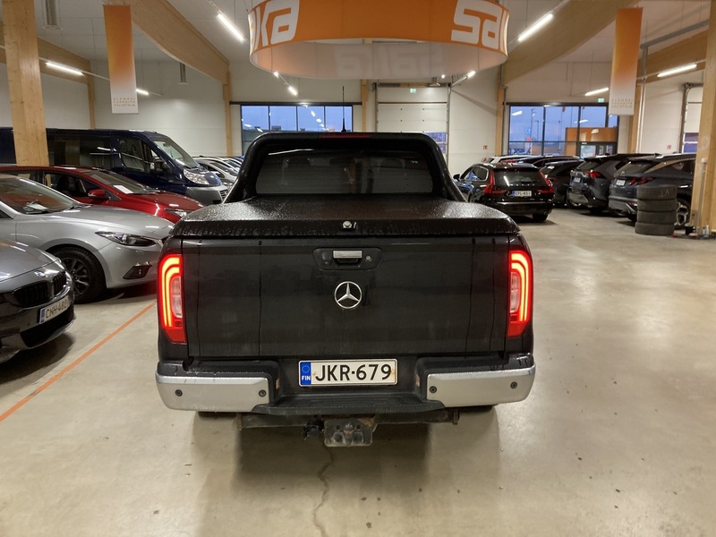 Mercedes-Benz X vaihtoauto