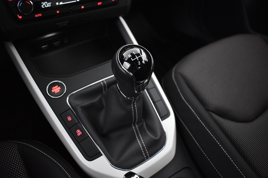 SEAT Arona vaihtoauto