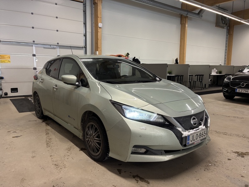 Nissan Leaf vaihtoauto