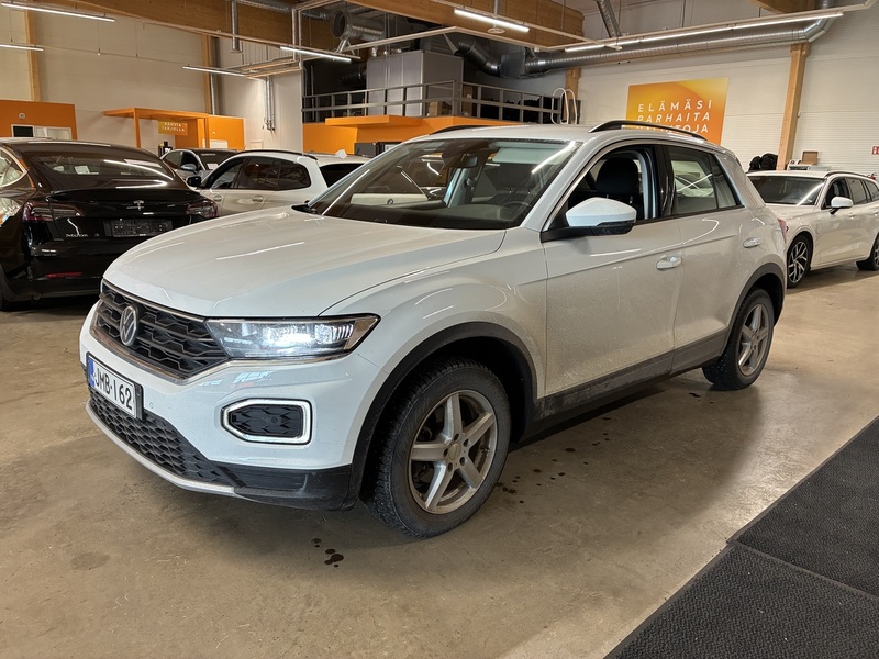 Volkswagen T-Roc vaihtoauto
