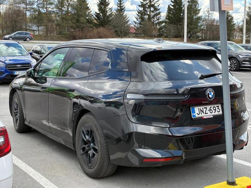 BMW iX vaihtoauto