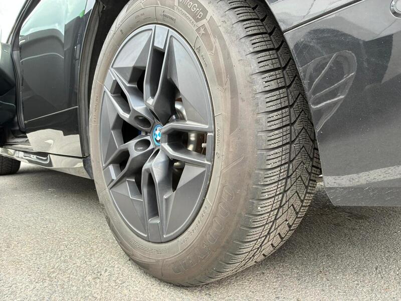 BMW iX vaihtoauto