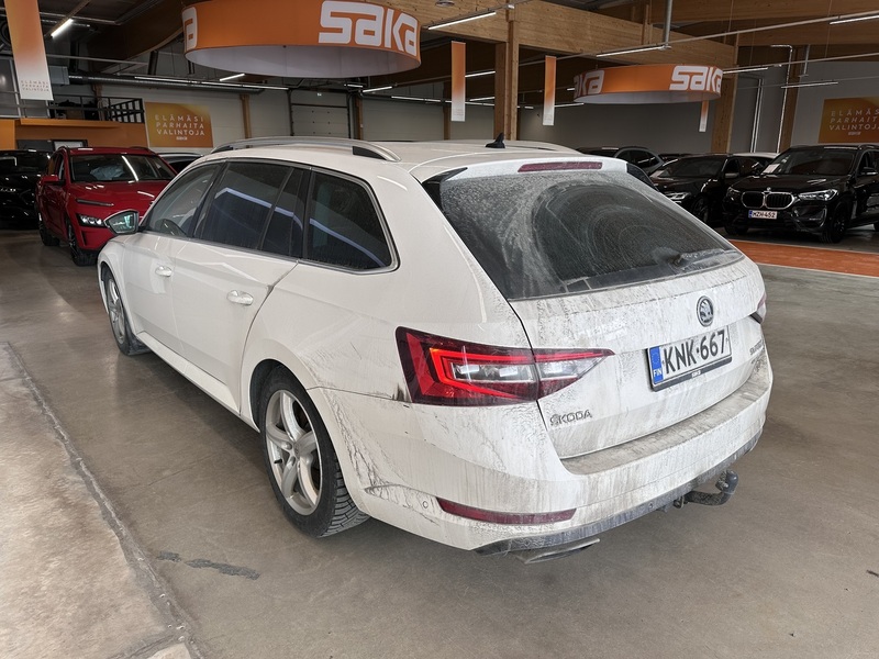 Skoda Superb vaihtoauto