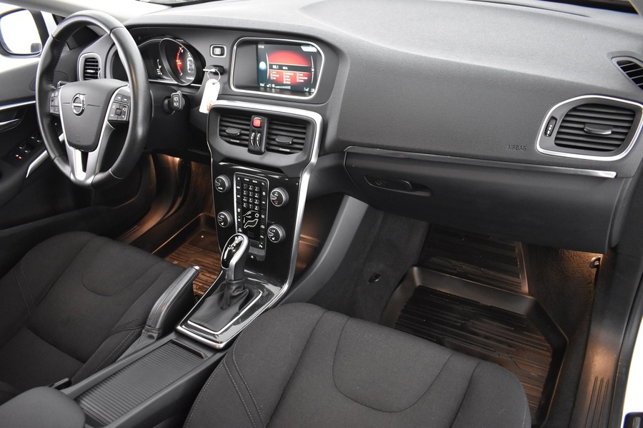 Volvo V40 vaihtoauto