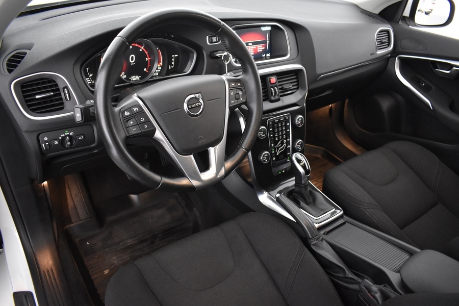 Volvo V40 vaihtoauto