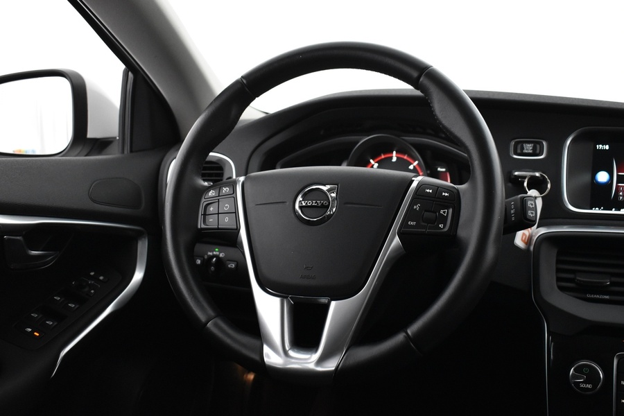Volvo V40 vaihtoauto