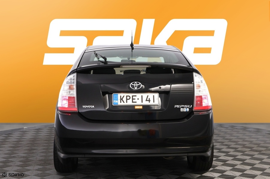 Toyota Prius vaihtoauto