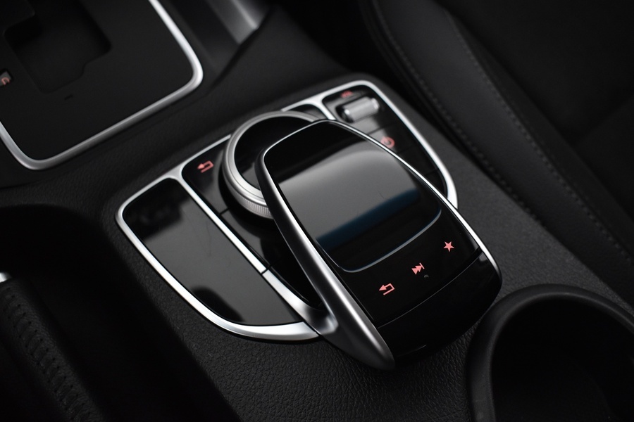 Mercedes-Benz X vaihtoauto