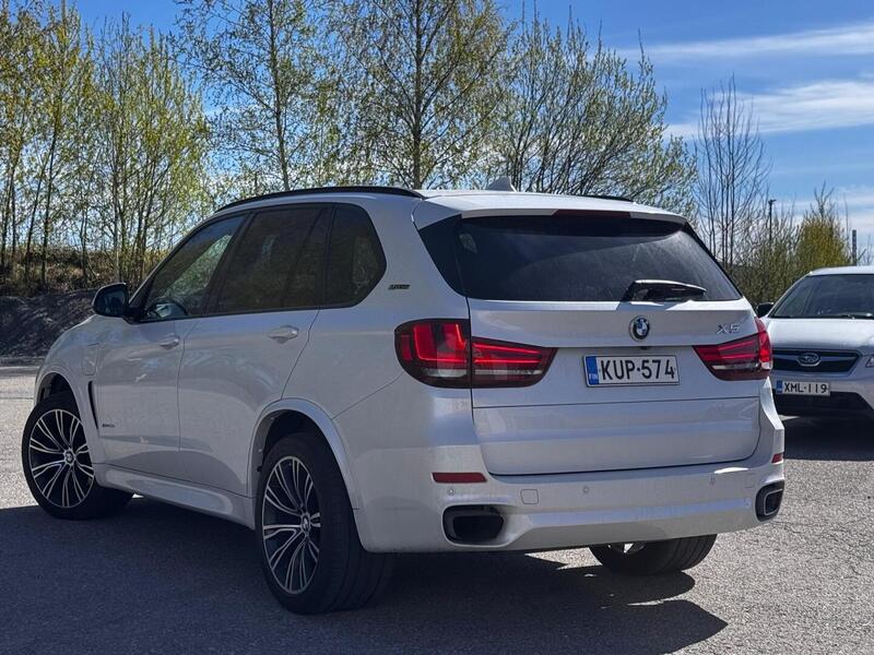 BMW X5 vaihtoauto