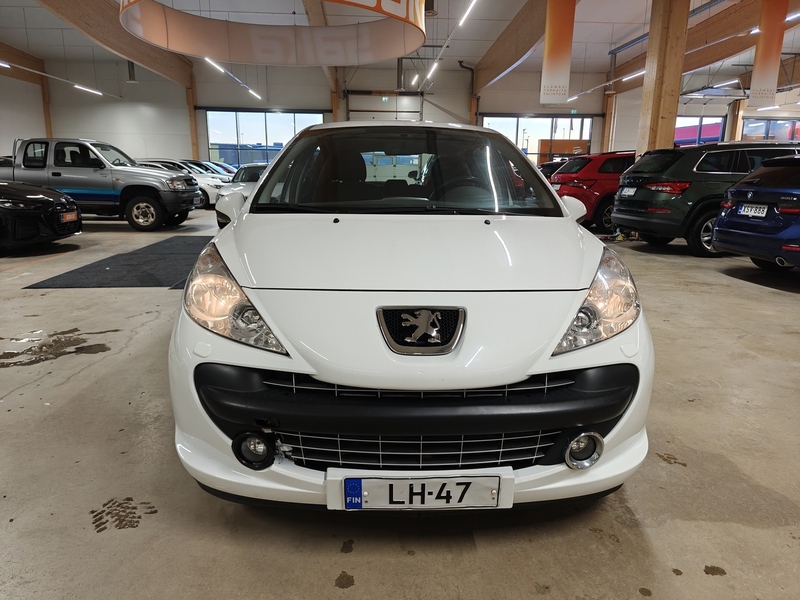 Peugeot 207 vaihtoauto