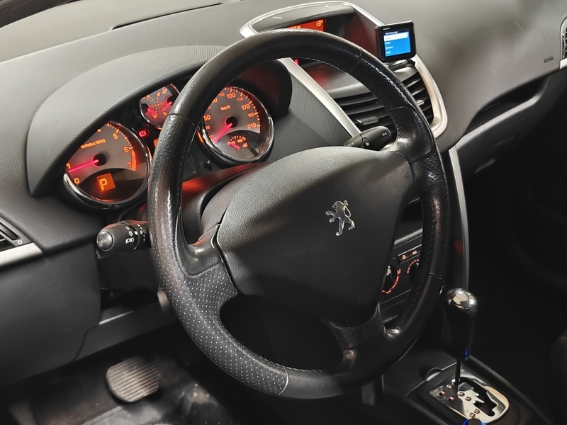 Peugeot 207 vaihtoauto