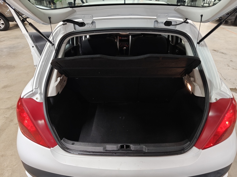 Peugeot 207 vaihtoauto