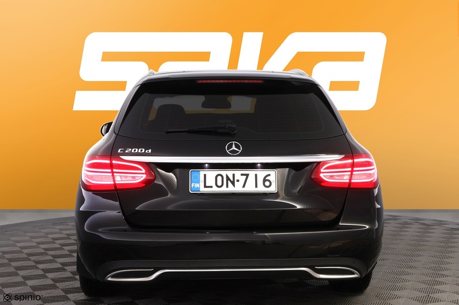 Mercedes-Benz C vaihtoauto