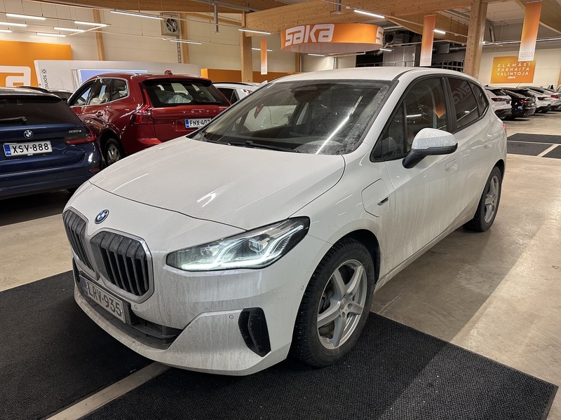 BMW 225 vaihtoauto
