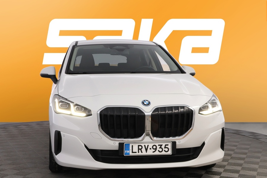 BMW 225 vaihtoauto