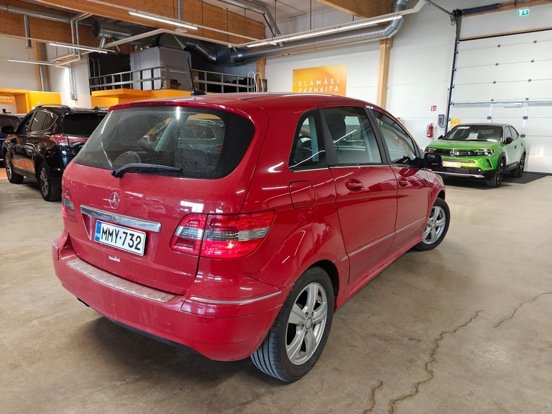 Mercedes-Benz B vaihtoauto