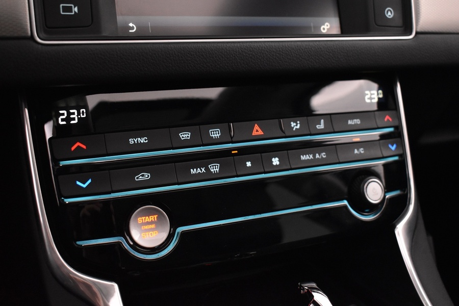 Jaguar XF vaihtoauto