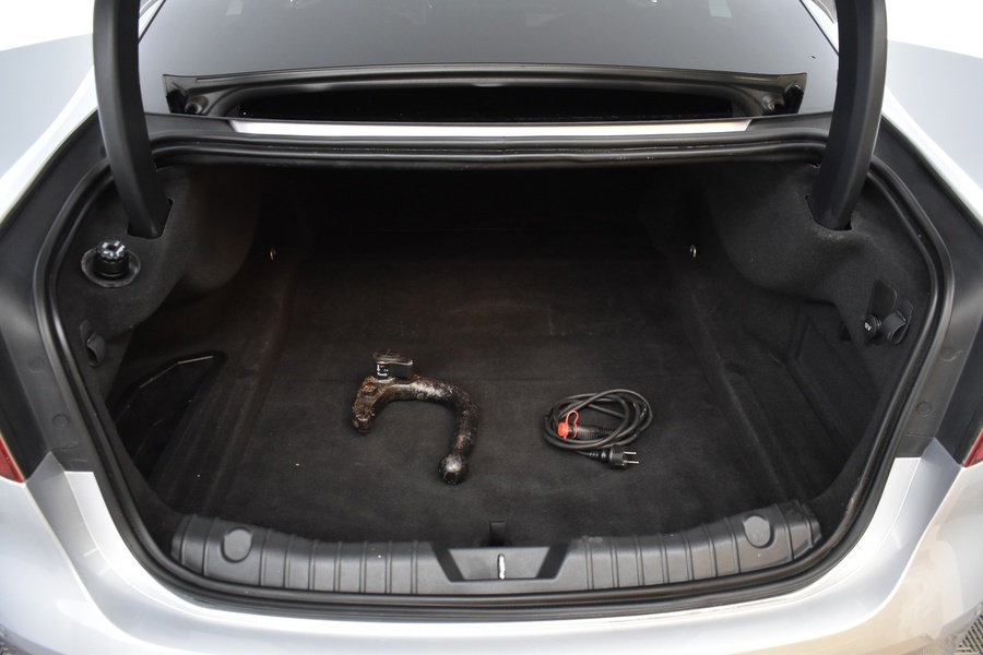 Jaguar XF vaihtoauto