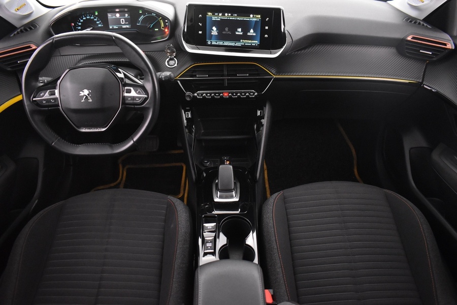 Peugeot e-208 vaihtoauto