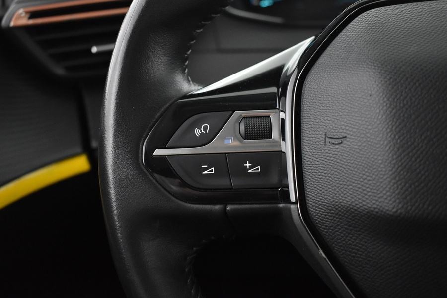 Peugeot e-208 vaihtoauto