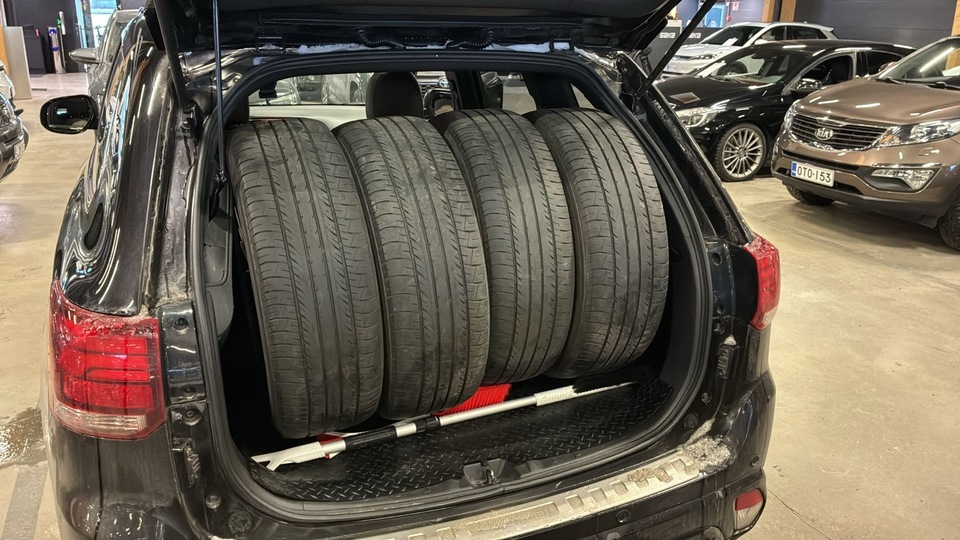 Mitsubishi Outlander vaihtoauto