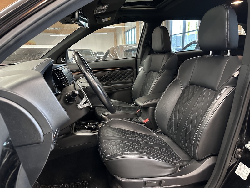 Mitsubishi Outlander PHEV vaihtoauto
