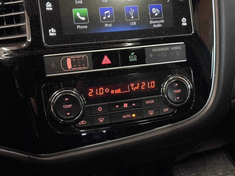 Mitsubishi Outlander PHEV vaihtoauto