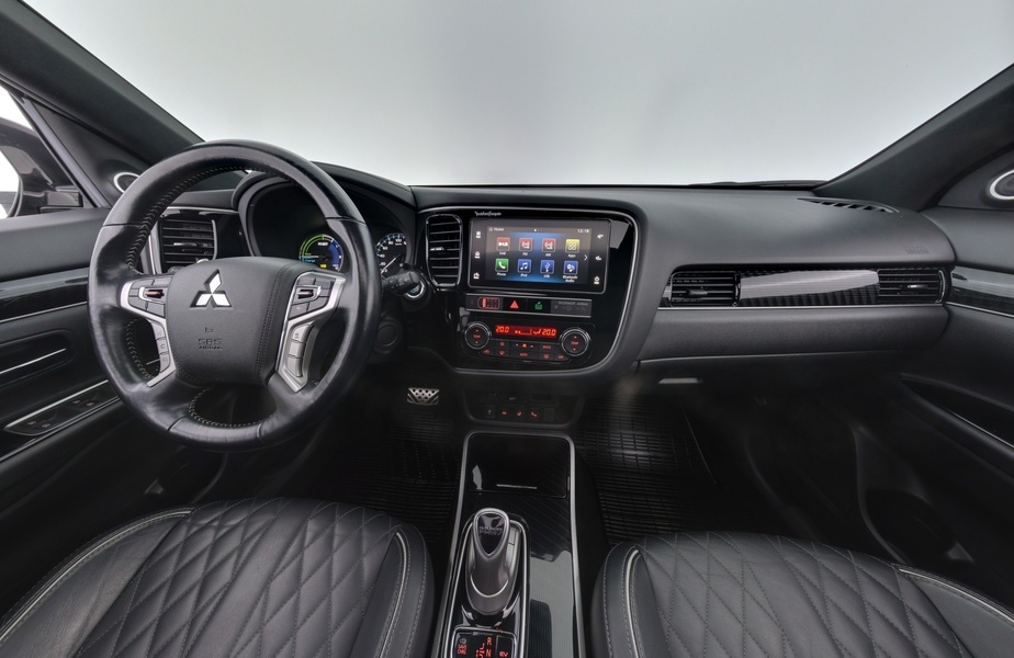 Mitsubishi Outlander vaihtoauto