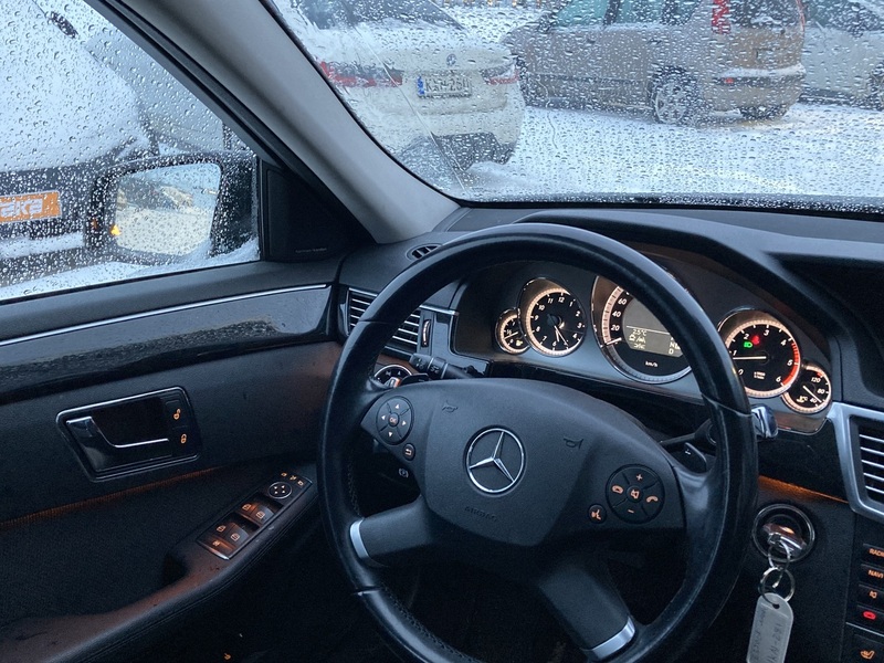 Mercedes-Benz E vaihtoauto