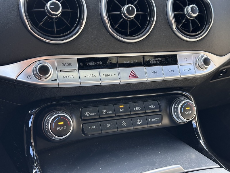 Kia Stinger vaihtoauto