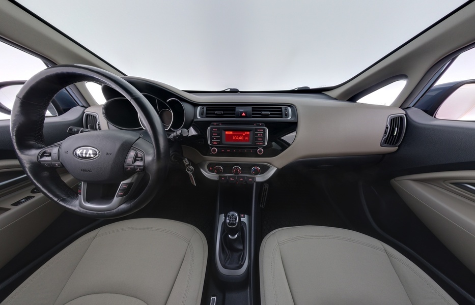 Kia Rio vaihtoauto