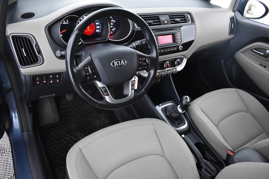 Kia Rio vaihtoauto