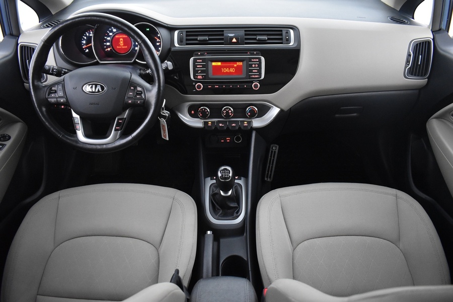 Kia Rio vaihtoauto