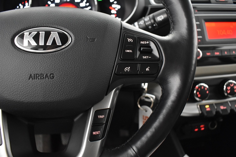 Kia Rio vaihtoauto
