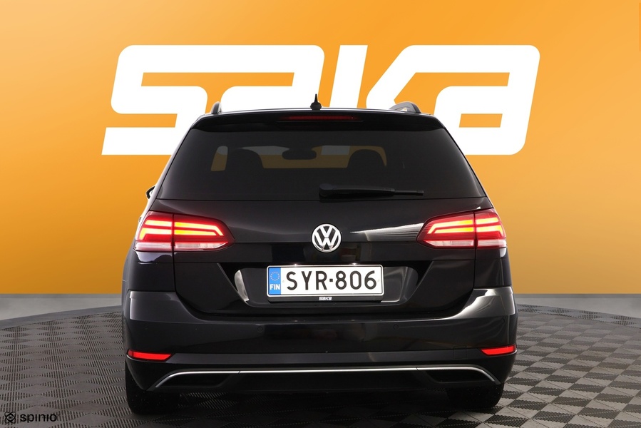 Volkswagen Golf vaihtoauto